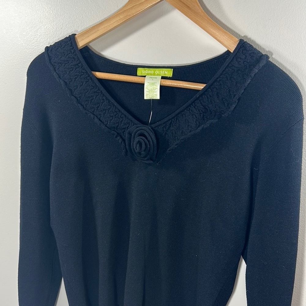 NWT Vintage Sigrid Olsen Black Floral Accent Crochet Collar Bell Sleeve Sweater